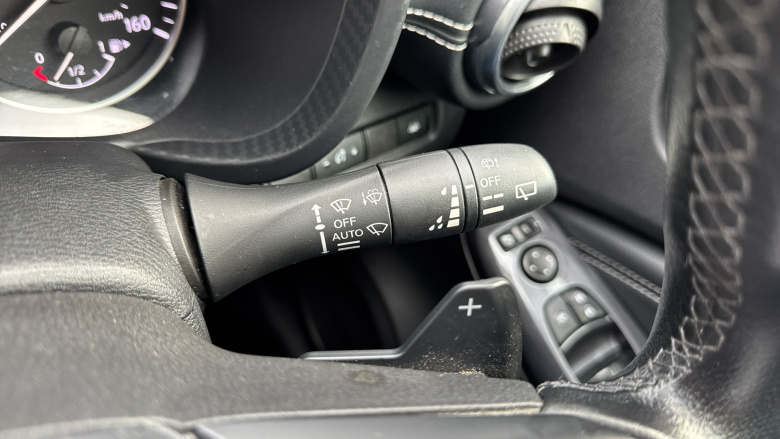 Nissan Juke 1.0 DiG-T 114 N-Connecta 5dr DCT Petrol Hatchback